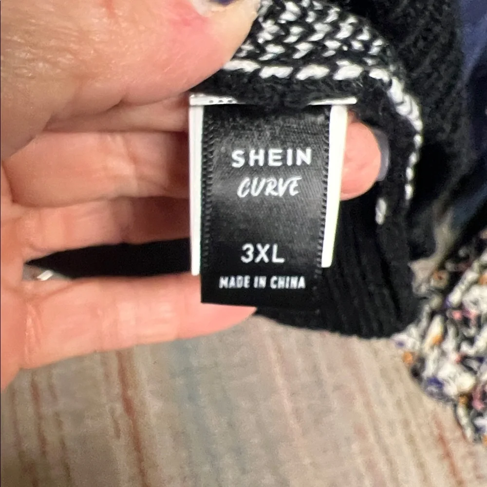 Sweater - Picture 3 of 4